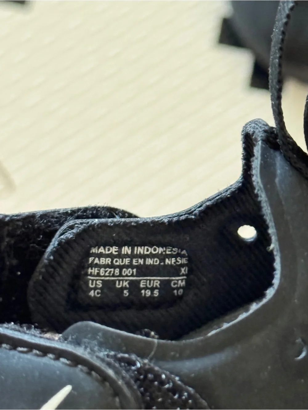 Nike Kids Black sandals Shoes